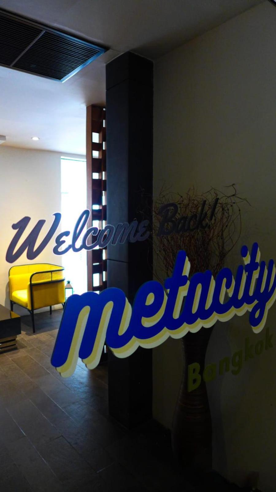 Metacity Bangkok Exterior photo